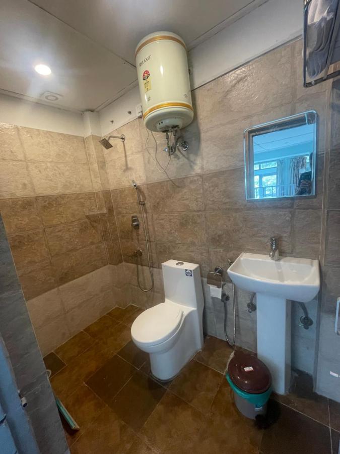 מקלוד גאנג' Eevolve Dharamkot - An Eco Hostel מראה חיצוני תמונה