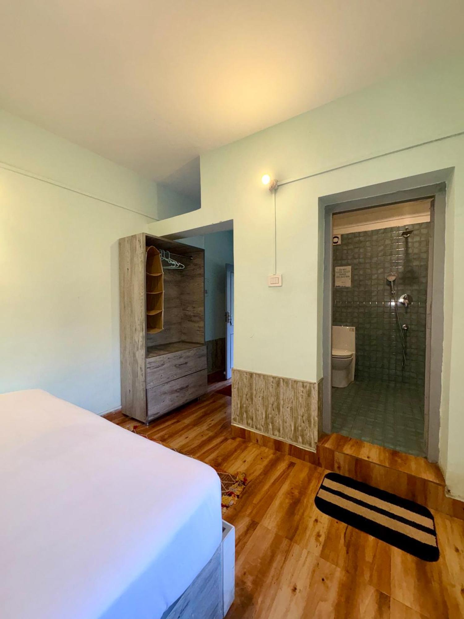 מקלוד גאנג' Eevolve Dharamkot - An Eco Hostel מראה חיצוני תמונה