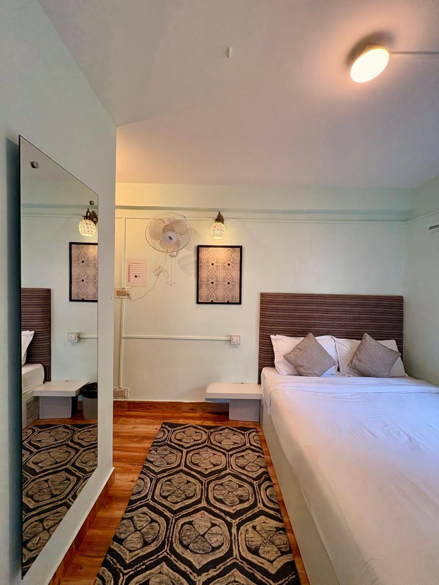 מקלוד גאנג' Eevolve Dharamkot - An Eco Hostel מראה חיצוני תמונה